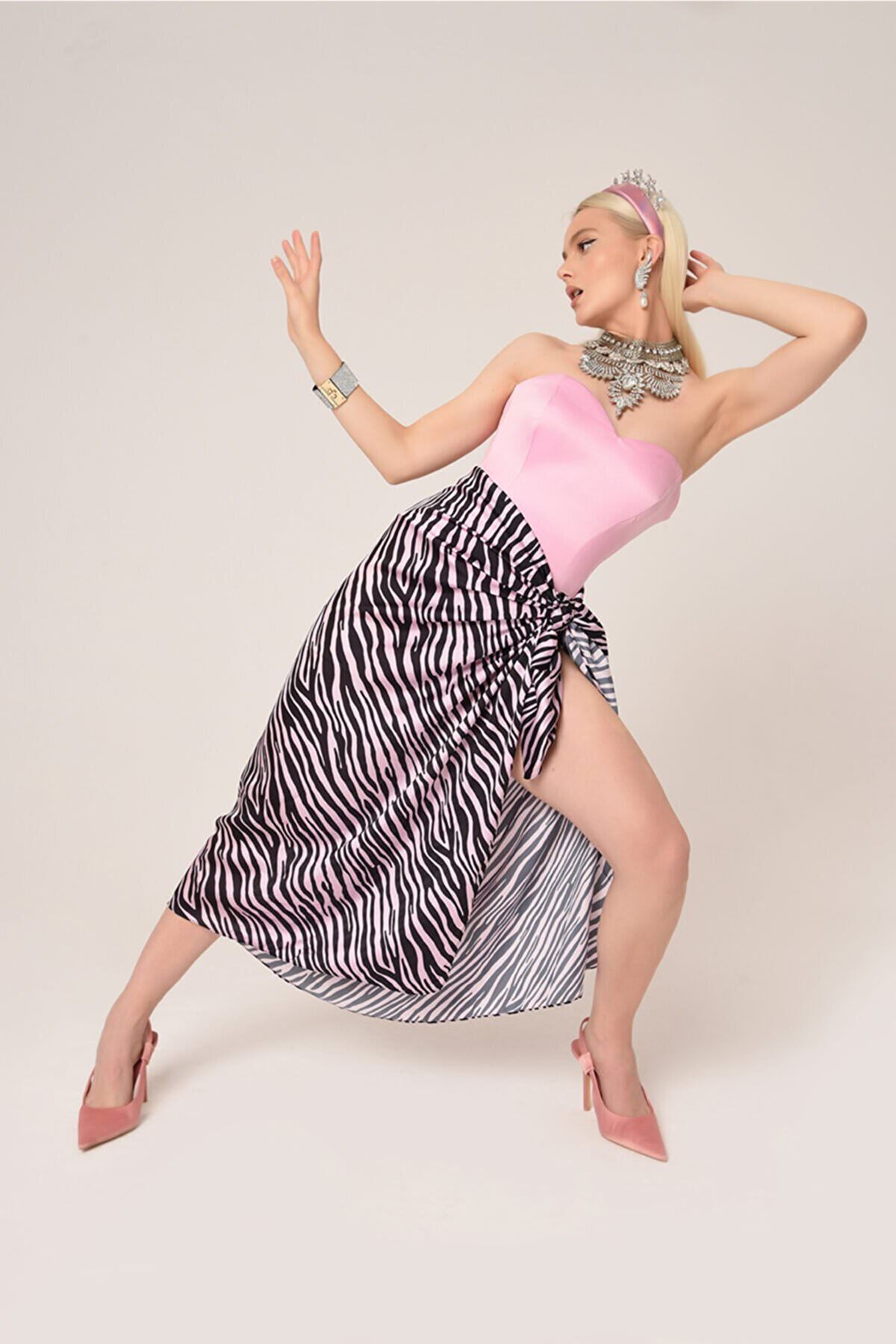 Bralet Zebra Desen Etekli Özel Tasarım Elbise-Pembe