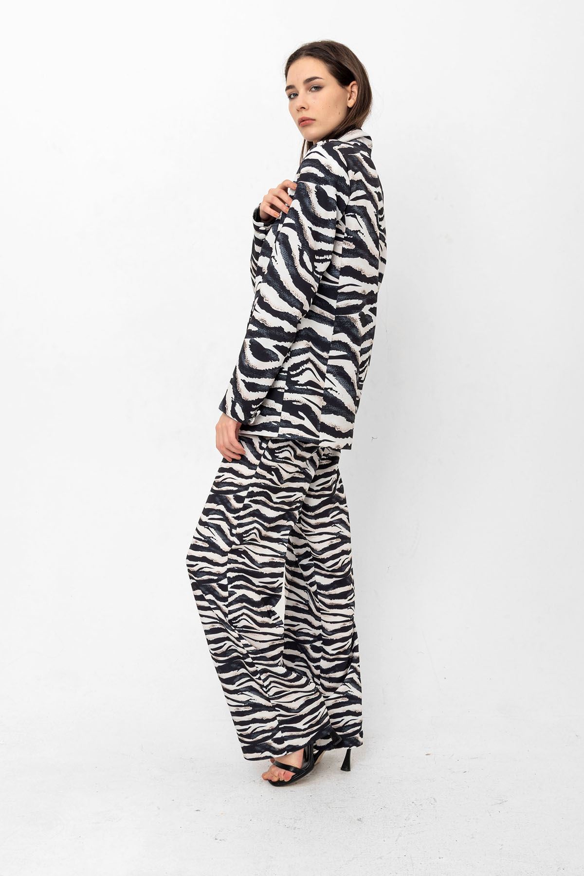 Desenli zebra ikili set takım elbise koyu takım